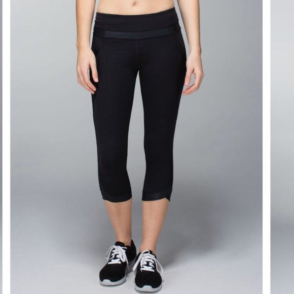 Lululemon Chase Me Crop *Flawed* - 6 - Picture 3 of 14